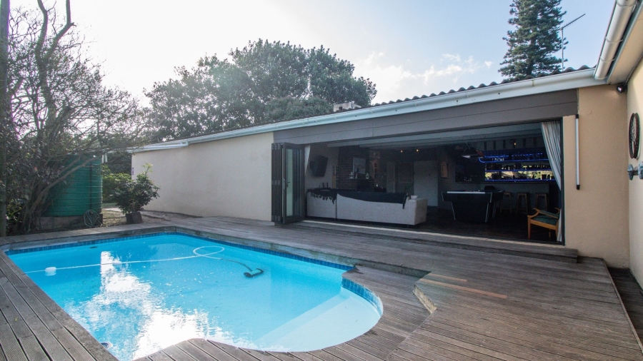 4 Bedroom Property for Sale in Gonubie Eastern Cape